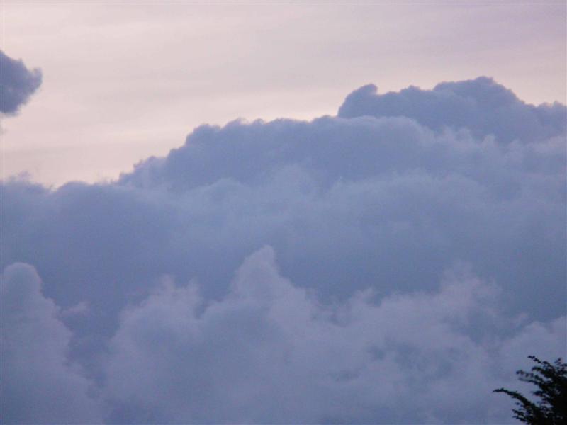 Wolken kommen